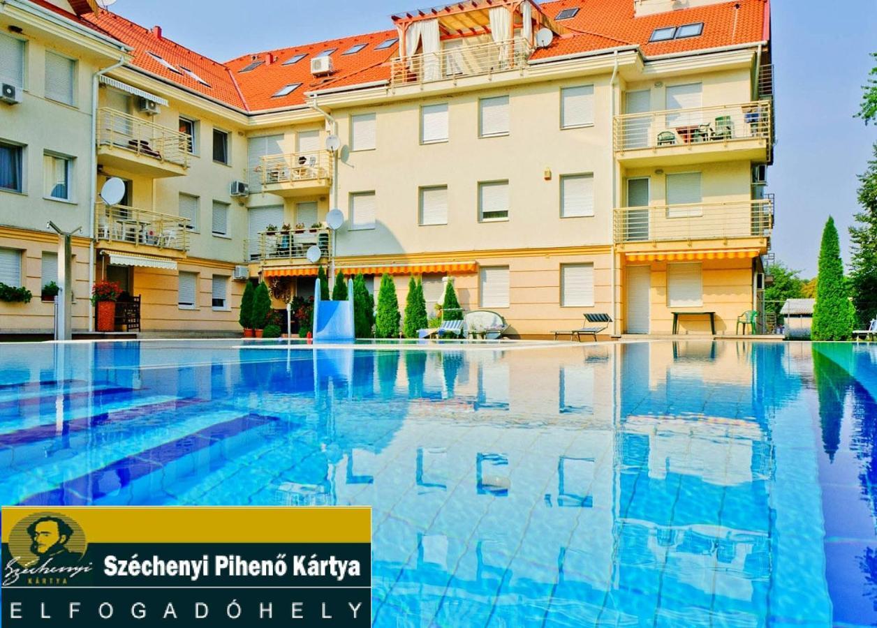 Oazis Wellness Apartman2 Hajdúszoboszló Екстериор снимка