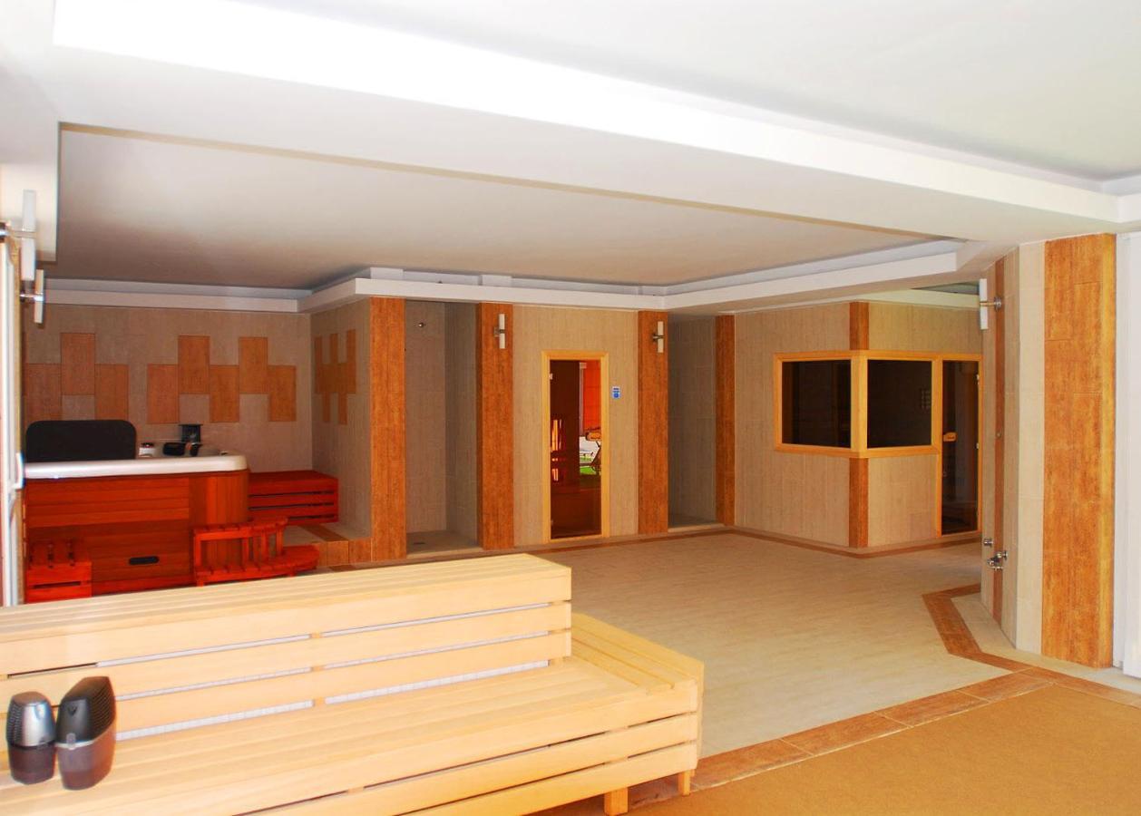 Oazis Wellness Apartman2 Hajdúszoboszló Екстериор снимка