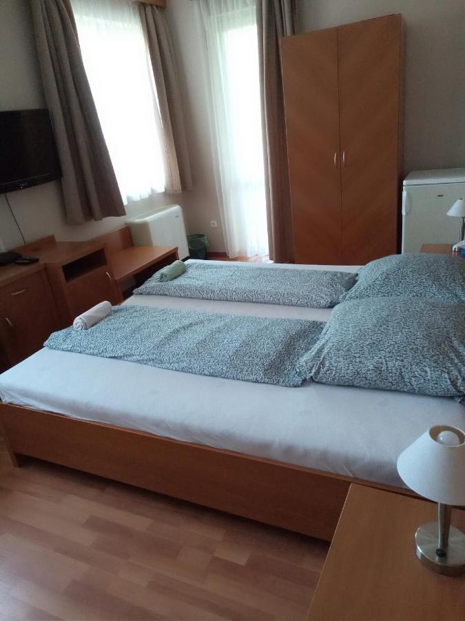 Oazis Wellness Apartman2 Hajdúszoboszló Екстериор снимка
