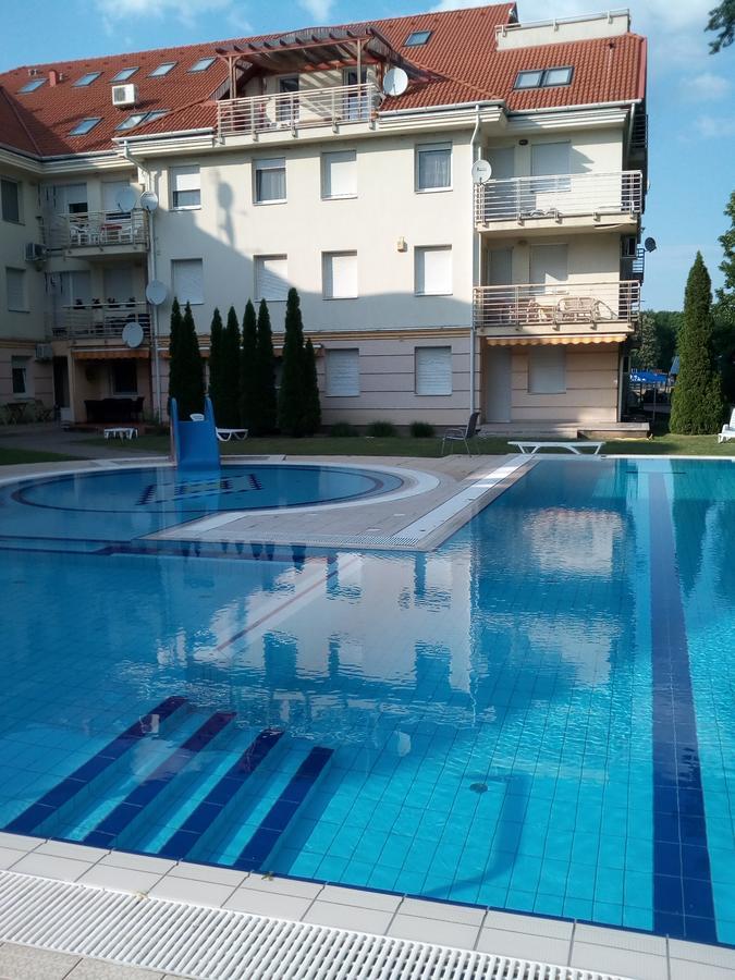 Oazis Wellness Apartman2 Hajdúszoboszló Екстериор снимка